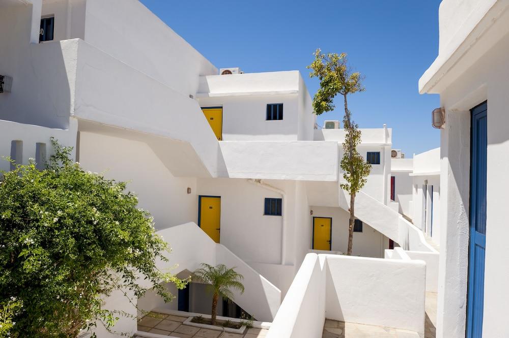 Plakias Bay Hotel エクステリア 写真