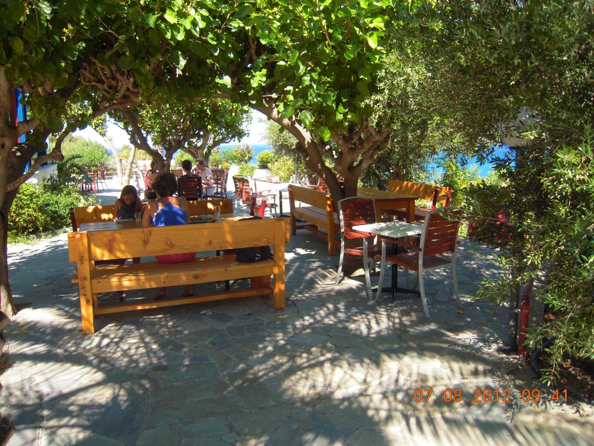 Plakias Bay Hotel エクステリア 写真