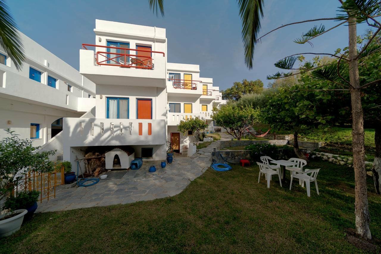 Plakias Bay Hotel エクステリア 写真